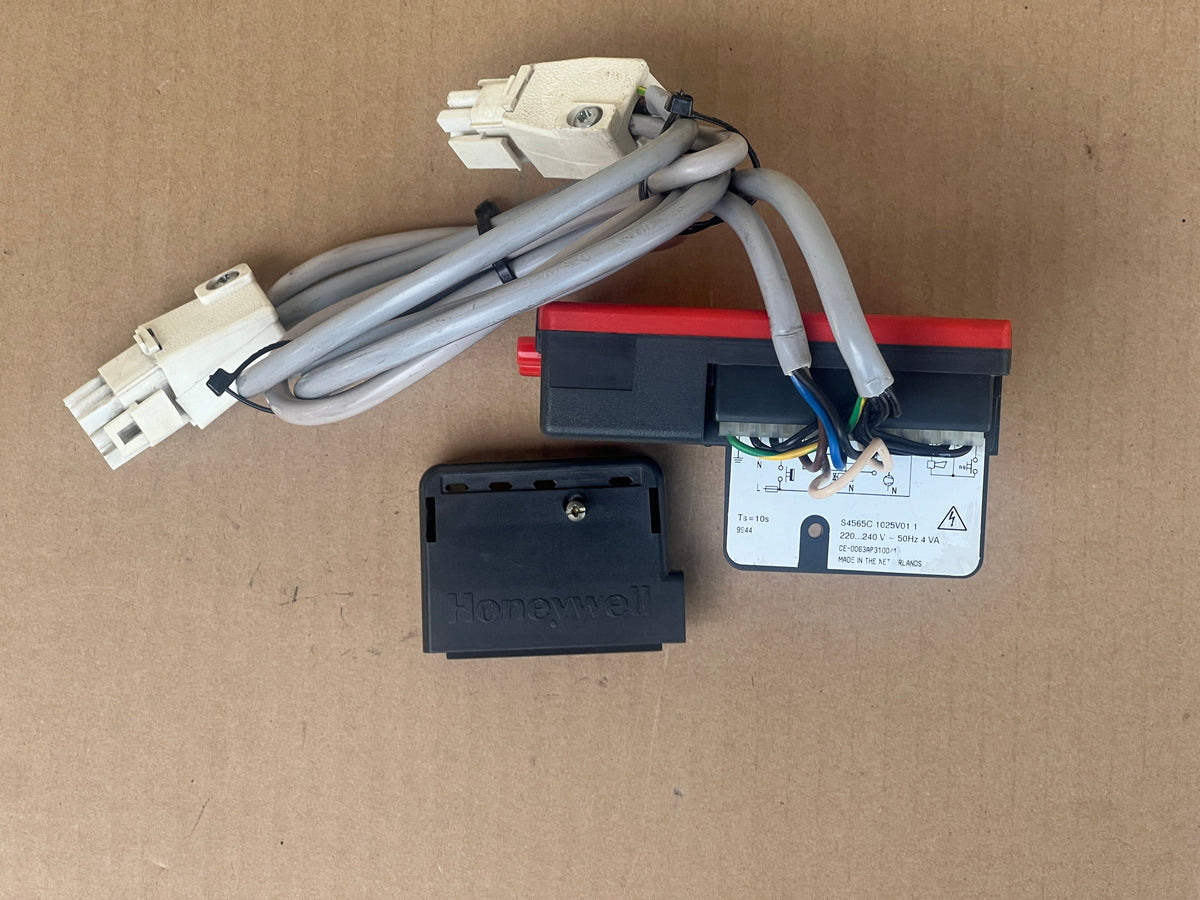 Coffret de sécurité Honeywell S4565C 1025 Chaudière De Dietrich DTG 120 FF.